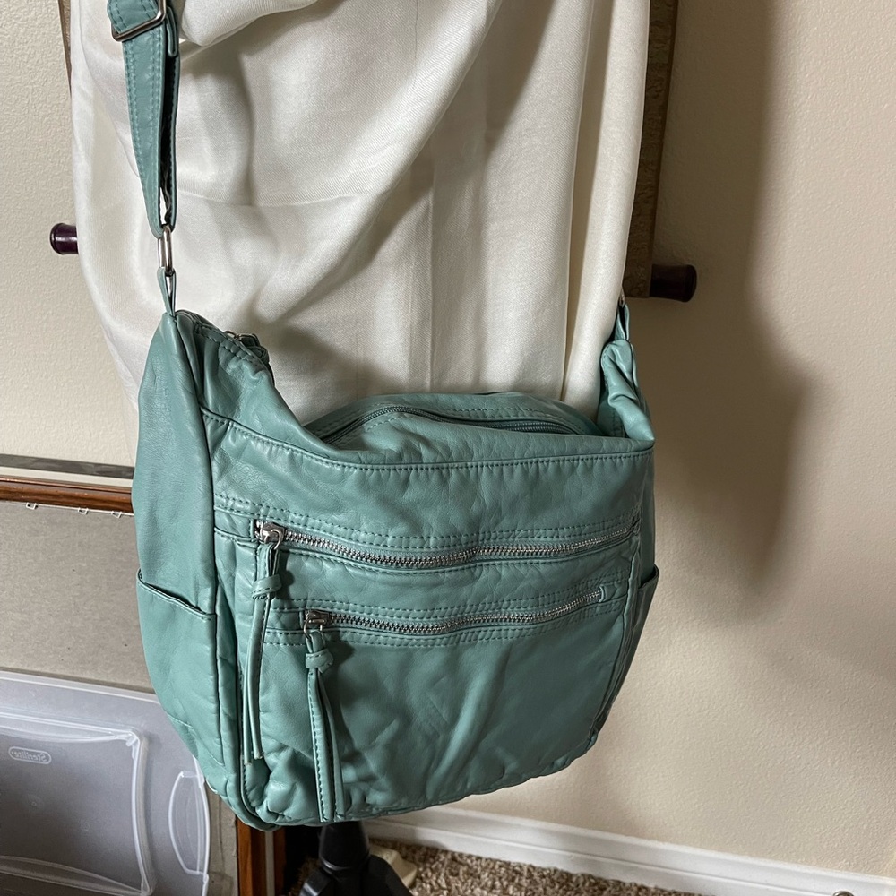 Bueno faux leather bag